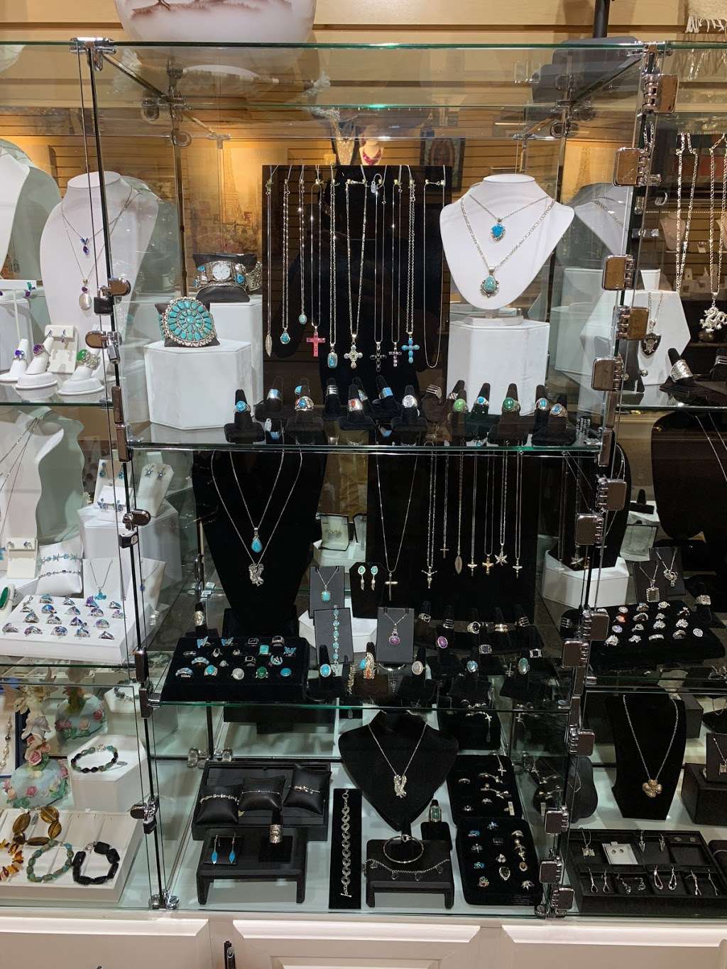 Ayashinju Jewelry | B, 2590 Mercantile Way Unit 19, Barstow, CA 92311, USA | Phone: (760) 881-0790