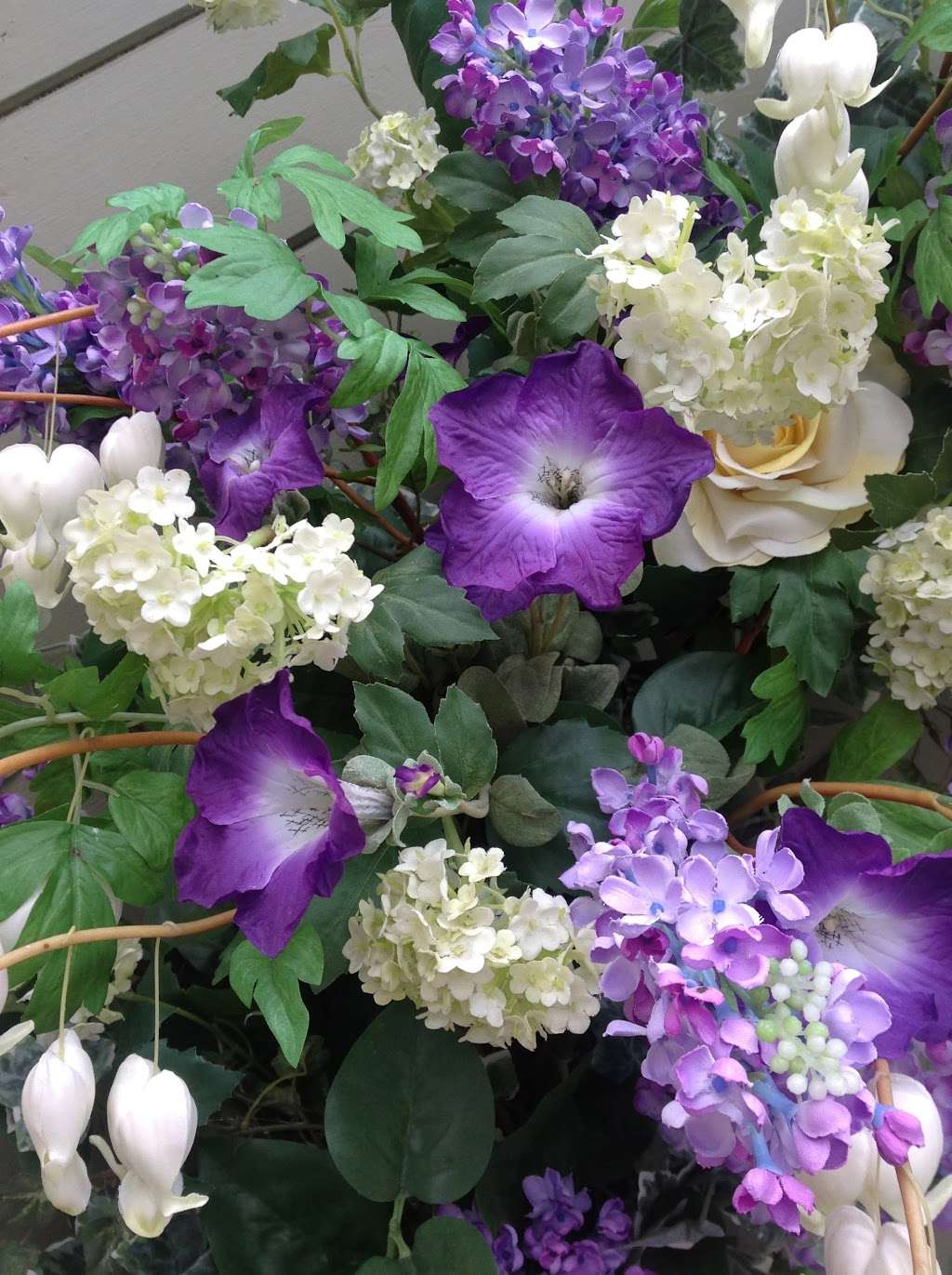 Seasons Florist & Garden Center | 1924 Lakeview Ave, Dracut, MA 01826, USA | Phone: (978) 957-6181