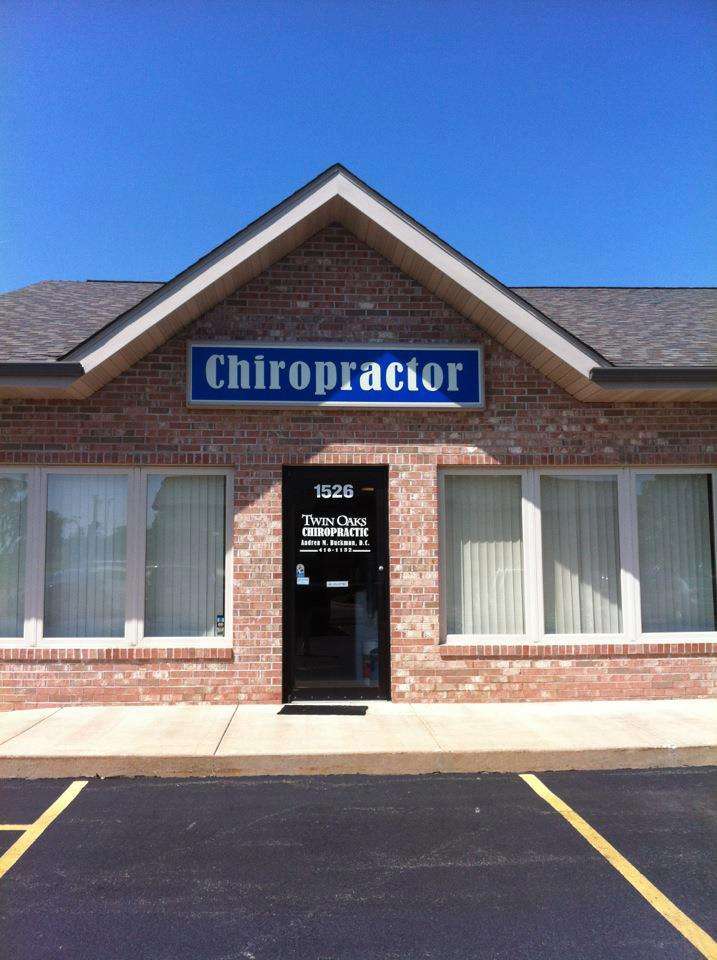 Twin Oaks Chiropractic - Andrea Buckman, D.C. | 1526 Creek Dr, Morris, IL 60450 | Phone: (815) 416-1132