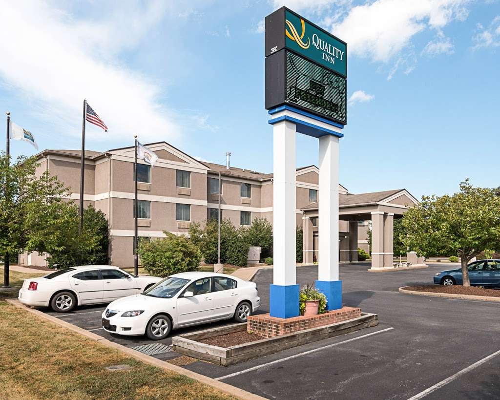 Quality Inn | 70 Maddex Square Dr, Shepherdstown, WV 25443, USA | Phone: (304) 876-3160