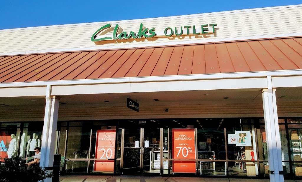 clarks shoe outlet store locator