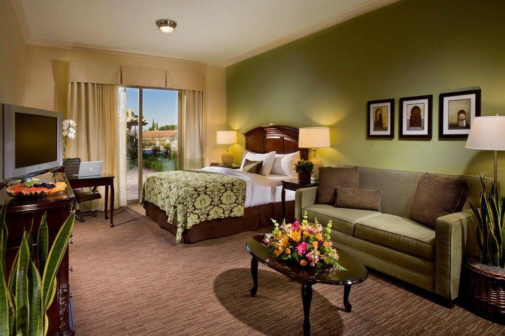 Ayres Hotel Chino Hills | 4785 Chino Hills Pkwy, Chino Hills, CA 91709, USA | Phone: (909) 631-2922