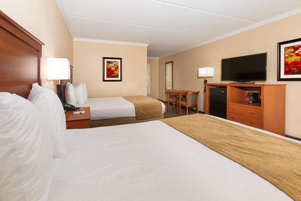 Best Western International Speedway Hotel | 2620 W International Speedway Blvd, Daytona Beach, FL 32114, USA | Phone: (386) 258-6333