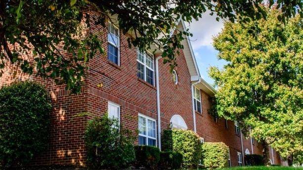 The Annex Of New Albany 4100 Prestwick Square New Albany In 47150 Usa