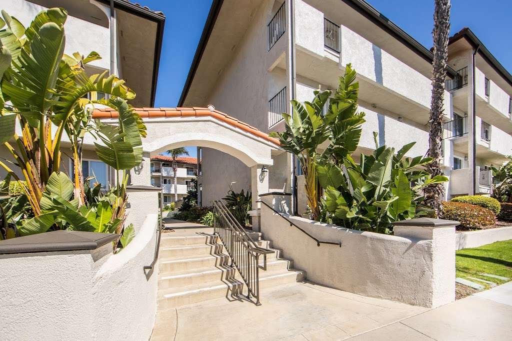 Avana Rancho Palos Verdes Apartments | 6600 Beachview Dr, Rancho Palos Verdes, CA 90275 | Phone: (310) 541-1311