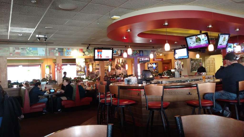 Applebees Grill + Bar | 1600 Rocky Run Pkwy, Wilmington, DE 19803 | Phone: (302) 479-5207