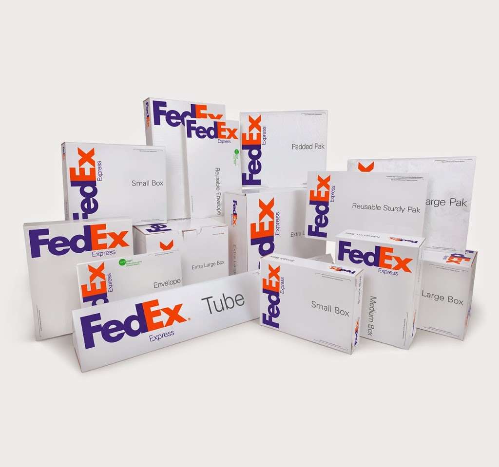 FedEx Ship Center | 70 Backus Ave, Danbury, CT 06810 | Phone: (800) 463-3339