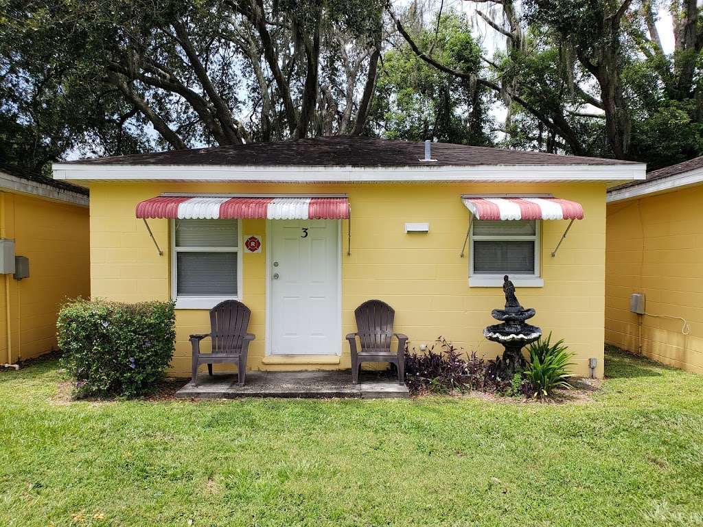 Miami Court Cottages | 6805 New Tampa Hwy, Lakeland, FL 33815, USA | Phone: (863) 802-9706