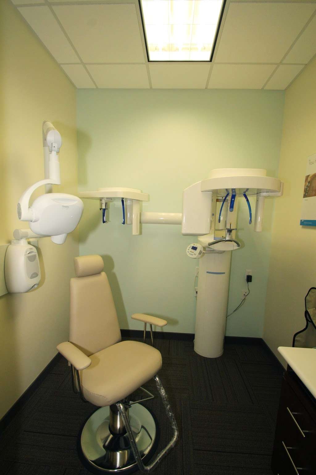 La Canada Smiles Dentistry | 2220 Foothill Blvd Ste A, La Cañada Flintridge, CA 91011, USA | Phone: (818) 248-1021