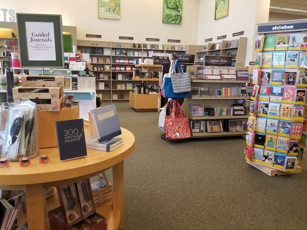 Barnes & Noble | 2751 Paper Mill Rd, Wyomissing, PA 19610, USA | Phone: (610) 236-0100