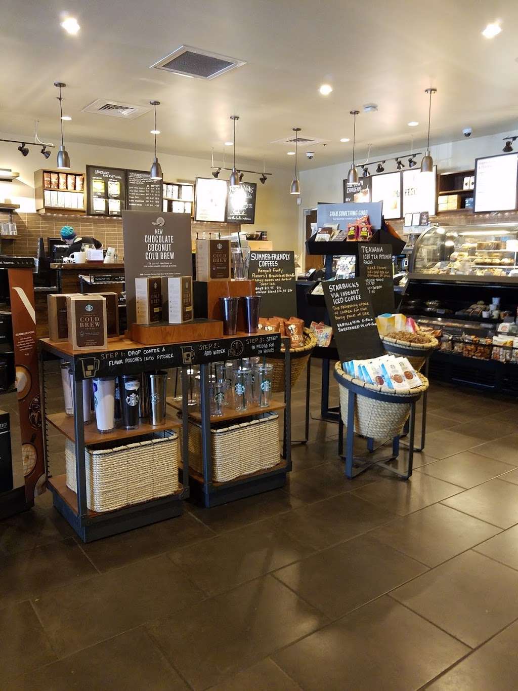 Starbucks | 9863 Georgetown Pike, Great Falls, VA 22066, USA | Phone: (703) 438-8389