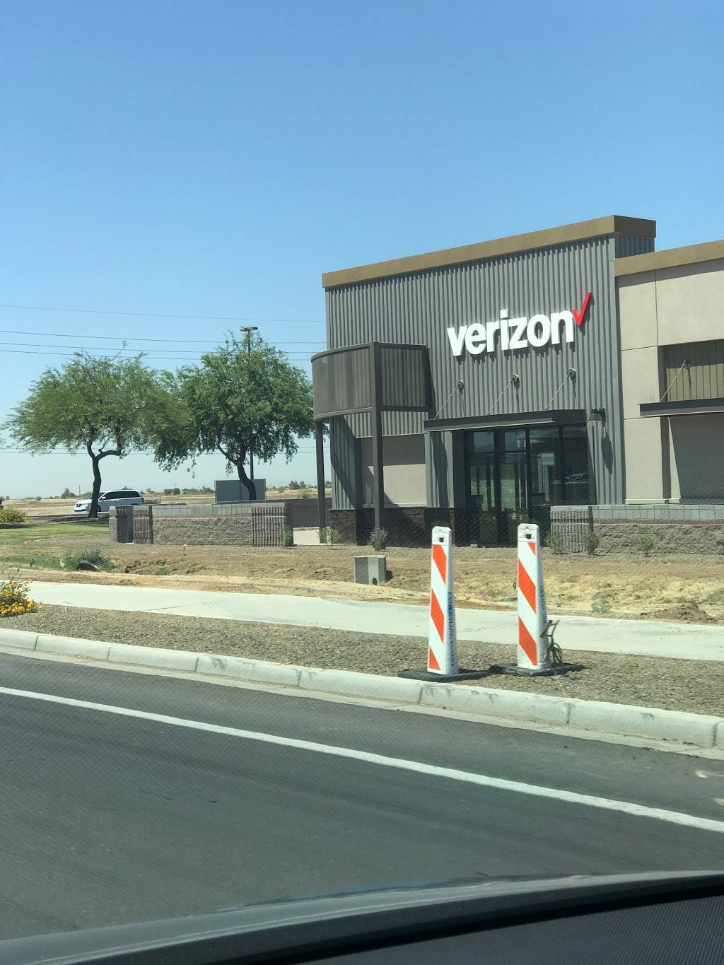 Verizon Authorized Retailer — Cellular Sales | 4764 S Higley Rd Ste 101, Gilbert, AZ 85297, USA | Phone: (480) 306-4737