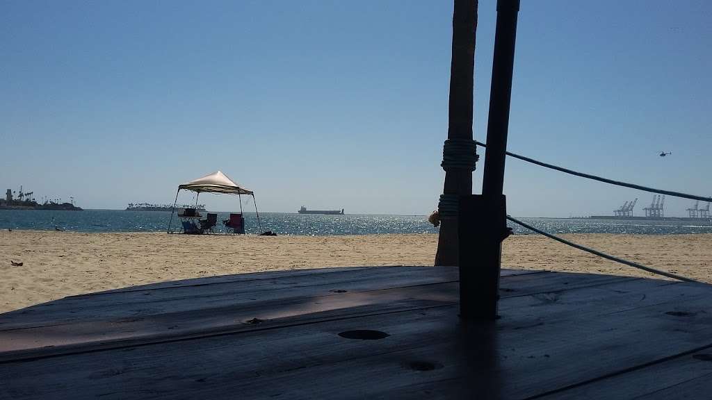 Alfredos Beach Shack | 1 Junipero Ave, Long Beach, CA 90803, USA | Phone: (562) 253-5234