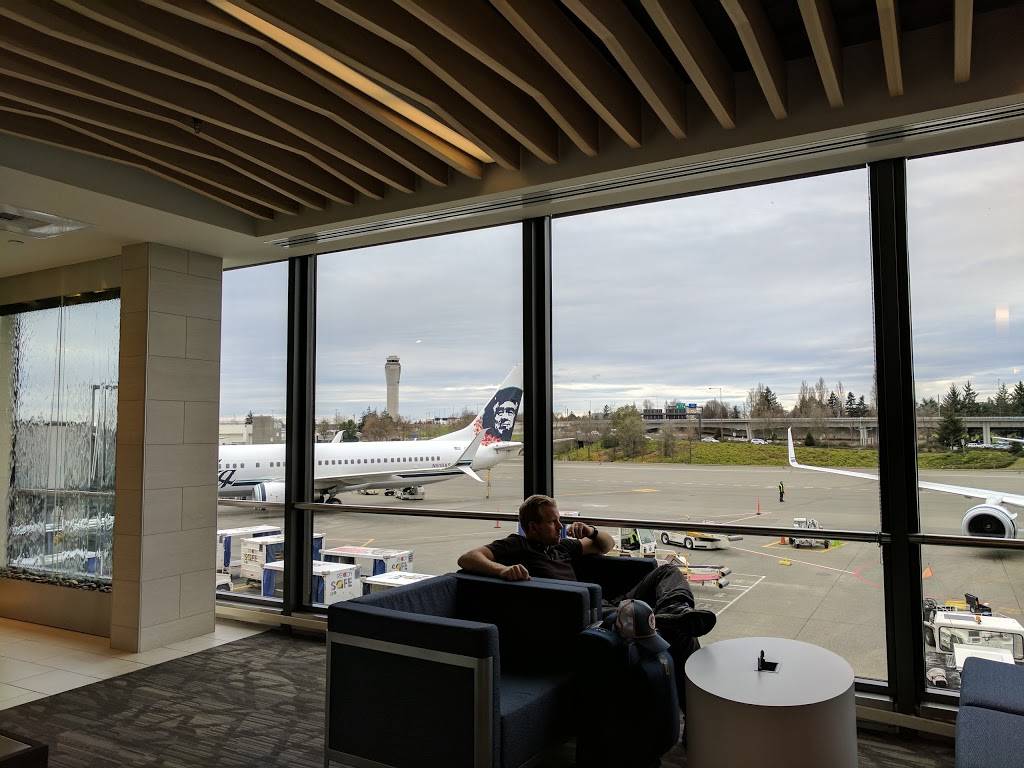 Alaska Lounge - Concourse C | Seattle-Tacoma International Airport Concourse C, Mezzanine level next to, Gate C16, SeaTac, WA 98158, USA | Phone: (800) 654-5669