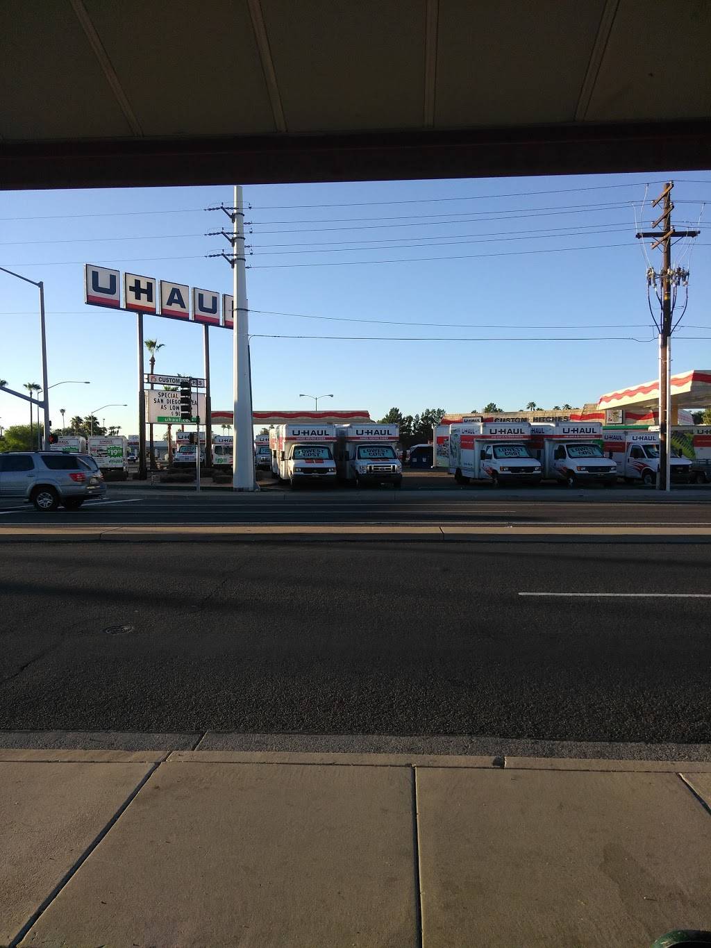 U-Haul Moving & Storage of Downtown Mesa | 447 W Broadway Rd, Mesa, AZ 85210, USA | Phone: (480) 733-7815