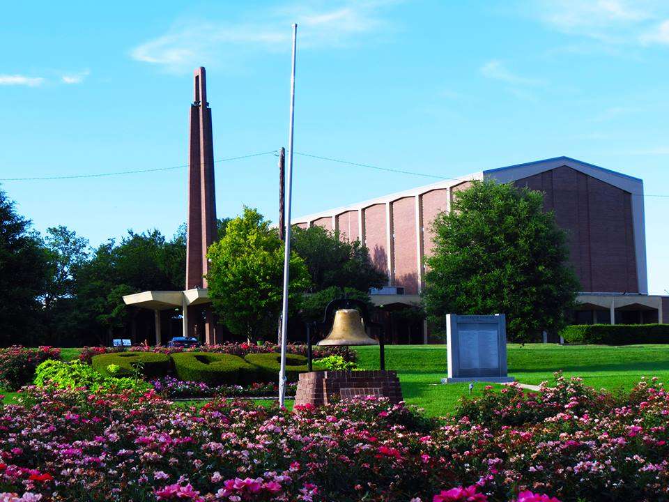 Paul Quinn College | 3837 Simpson Stuart Rd, Dallas, TX 75241, USA | Phone: (214) 376-1000