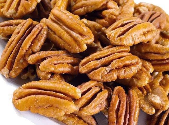 Byrds Hoot Owl Pecans | Butler, MO 64730, USA | Phone: (660) 679-5583