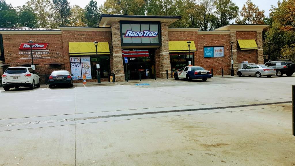 RaceTrac | 2250 Camp Creek Pkwy, College Park, GA 30337, USA | Phone: (404) 767-4117