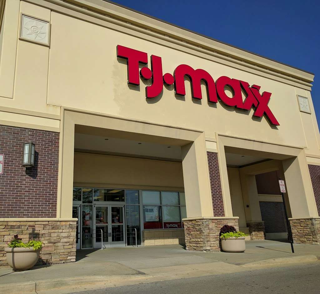 T.J. Maxx | 5201 N Belt Hwy, St Joseph, MO 64506 | Phone: (816) 676-2190