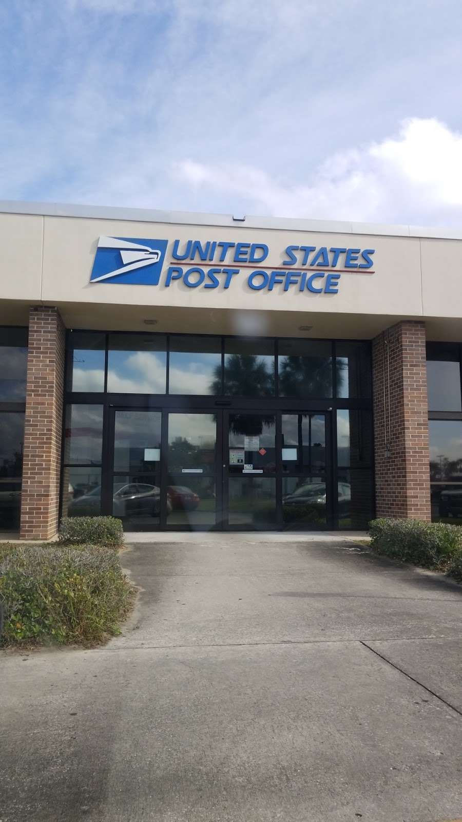 United States Postal Service | 221 Driggs Dr, Winter Park, FL 32792, USA | Phone: (407) 678-1230