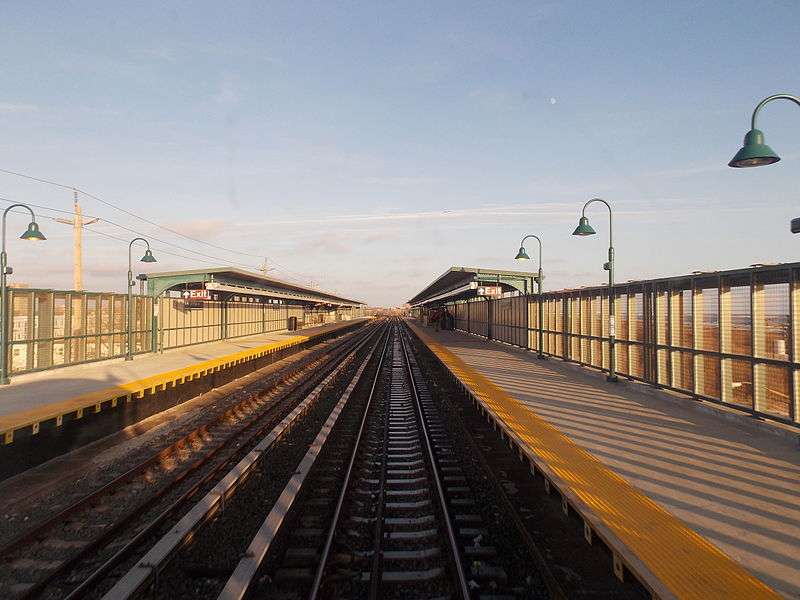 Beach 44 St Station / Frank Avenue | Queens, NY 11691