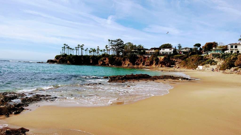 Fishermans Cove - Laguna Beach | 843 Cliff Dr, Laguna Beach, CA 92651, USA