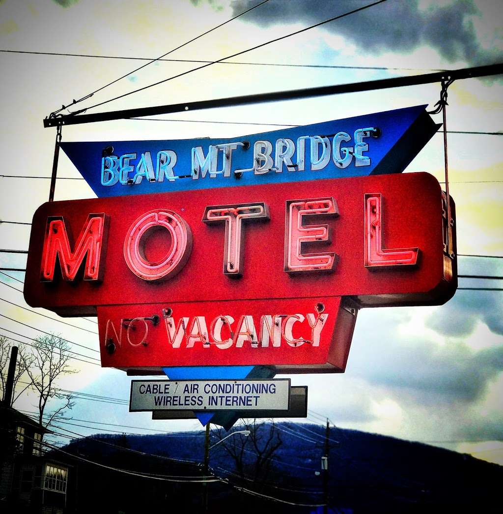Bear Mountain Bridge Motel | 1041 US-9W, Fort Montgomery, NY 10922, USA | Phone: (845) 446-2472