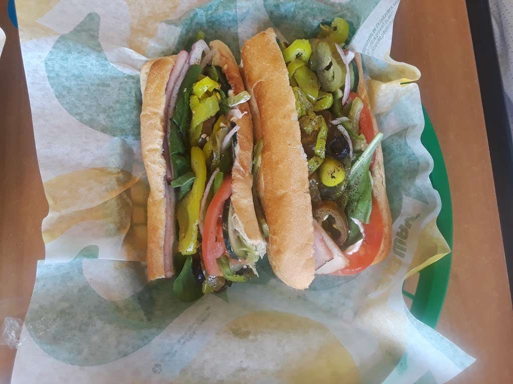 Subway Restaurants | 2147 N Texas St, Fairfield, CA 94533, USA | Phone: (707) 426-6592