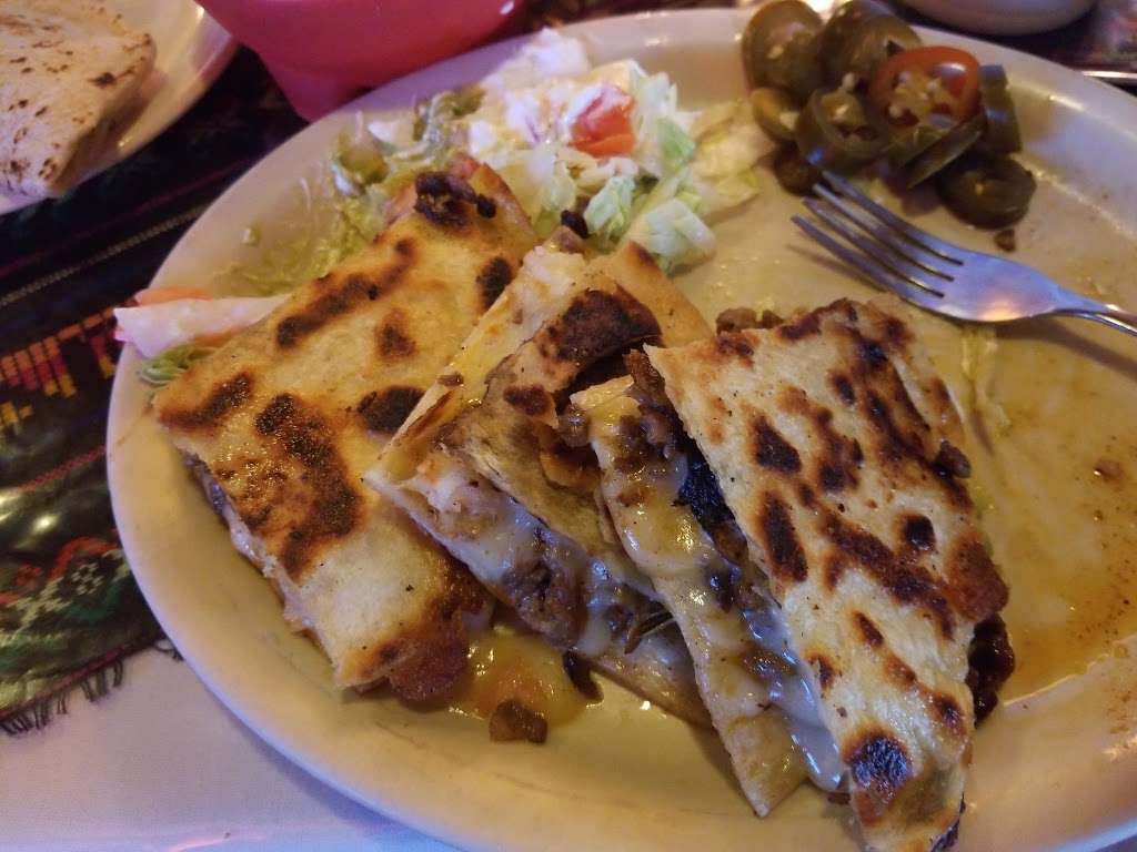 Los Dos Hermanos | 7236 W Military Dr, San Antonio, TX 78227, USA | Phone: (210) 674-3800