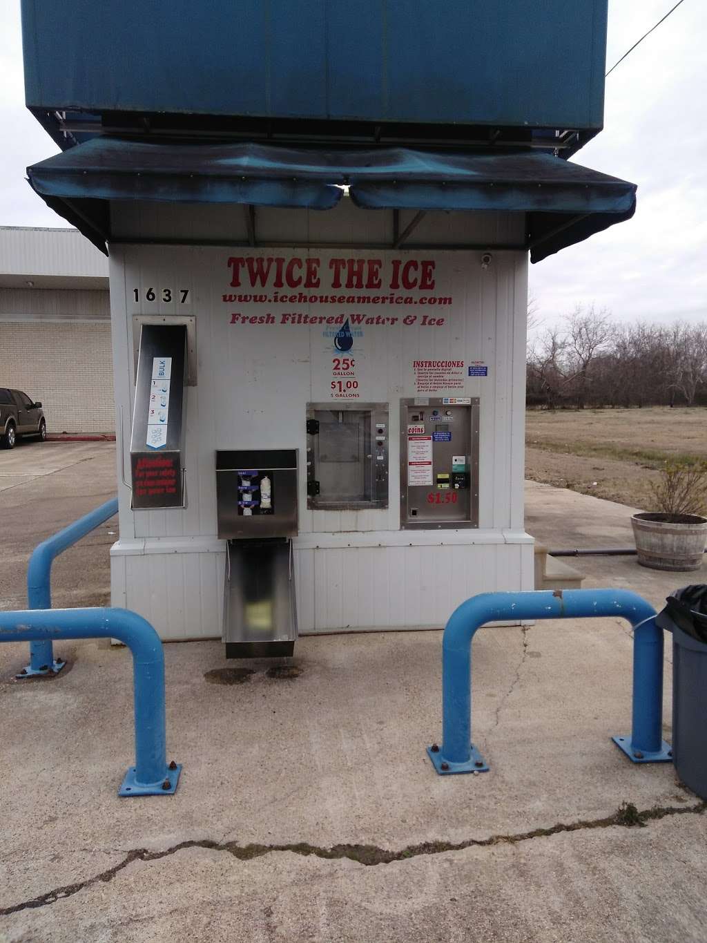Twice the Ice in League CIty | 1635 E Main St, League City, TX 77573, USA