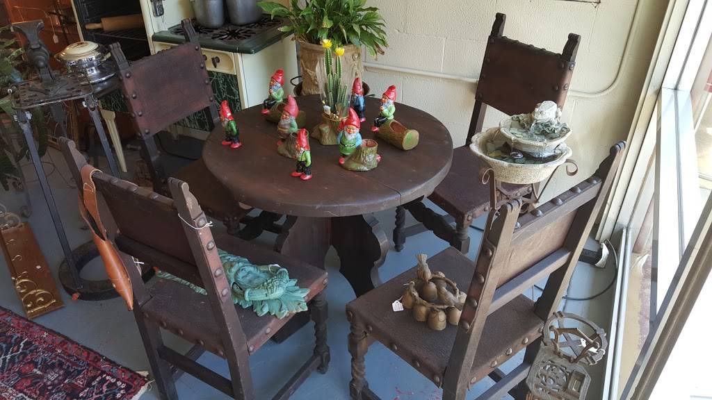 Fife Creek Antiques and Collectibles | 15180 River Rd, Guerneville, CA 95446, USA | Phone: (707) 889-6000