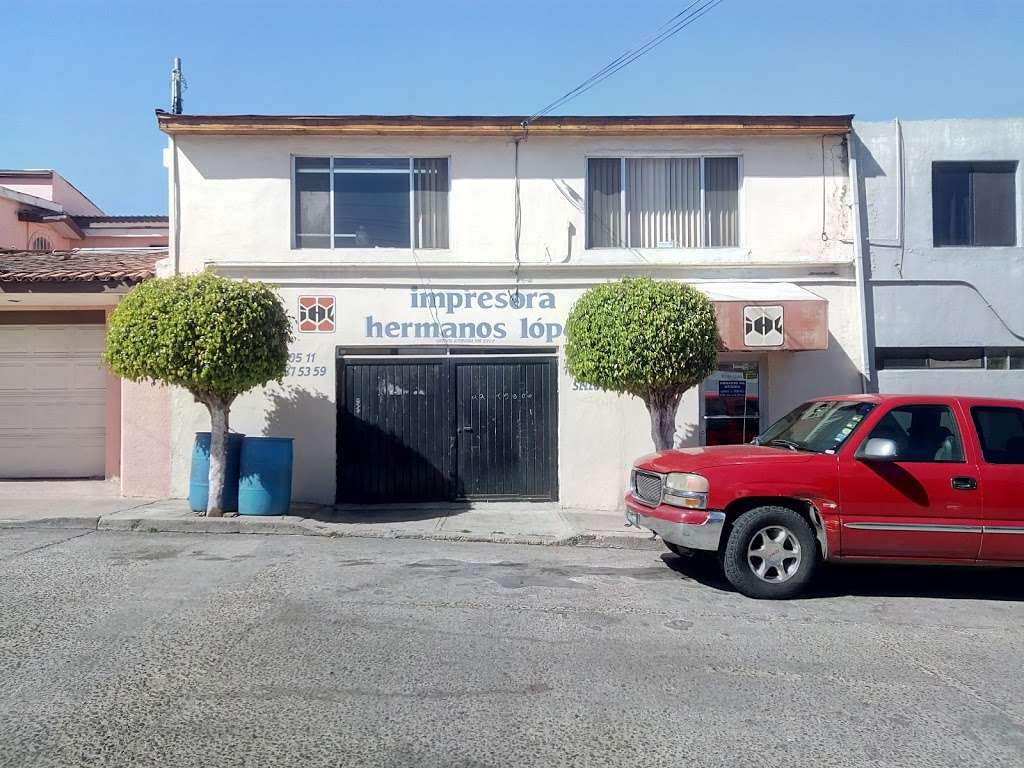 Impresora Hermanos López | La Paz 6601-1, Jardines del Rubi, 22637 Tijuana, B.C., Mexico | Phone: 664 637 0511