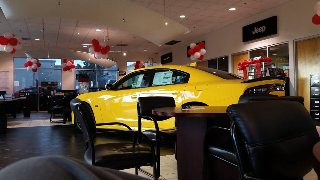 Hemet Chrysler Dodge Jeep Ram | 425 Motor Way, Hemet, CA 92545, USA | Phone: (951) 225-4217