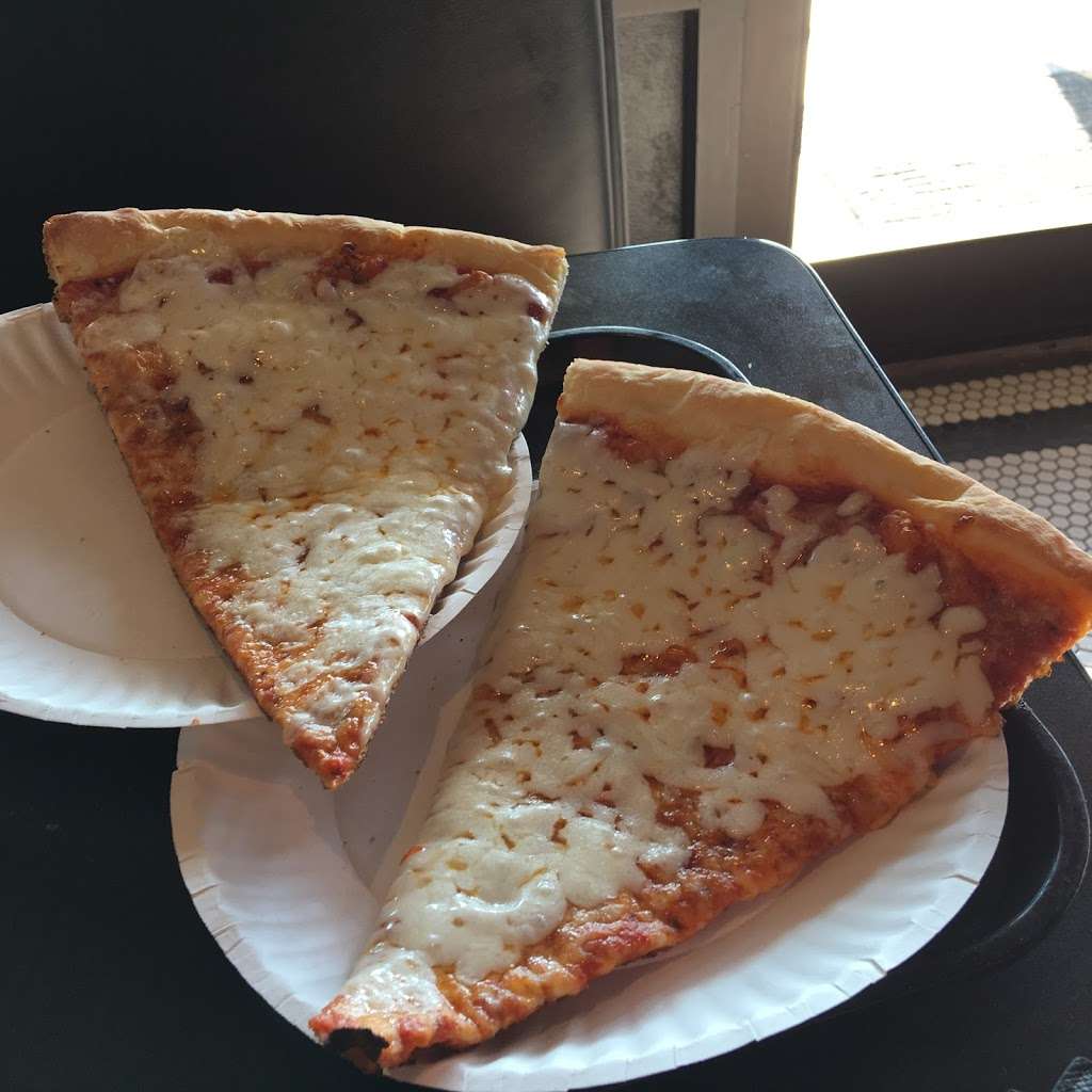 Anthonys Pizza & Pasta | 3506 Town Center Dr, Highlands Ranch, CO 80129, USA | Phone: (720) 348-0909