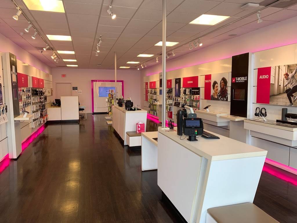 T-Mobile | 2135 Caton St, New Orleans, LA 70122, USA | Phone: (504) 288-4156