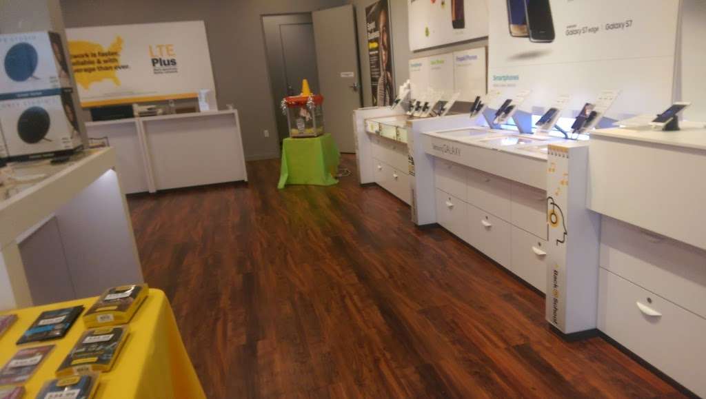 Sprint Store | 707 Neshaminy Mall #602, Bensalem, PA 19020, USA | Phone: (215) 357-3869