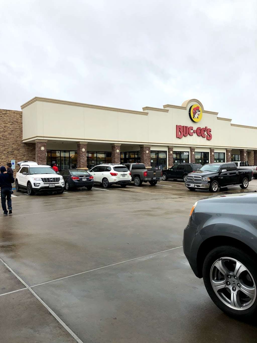 Buc-ees | 10484 US-59, Wharton, TX 77488, USA | Phone: (979) 238-6390