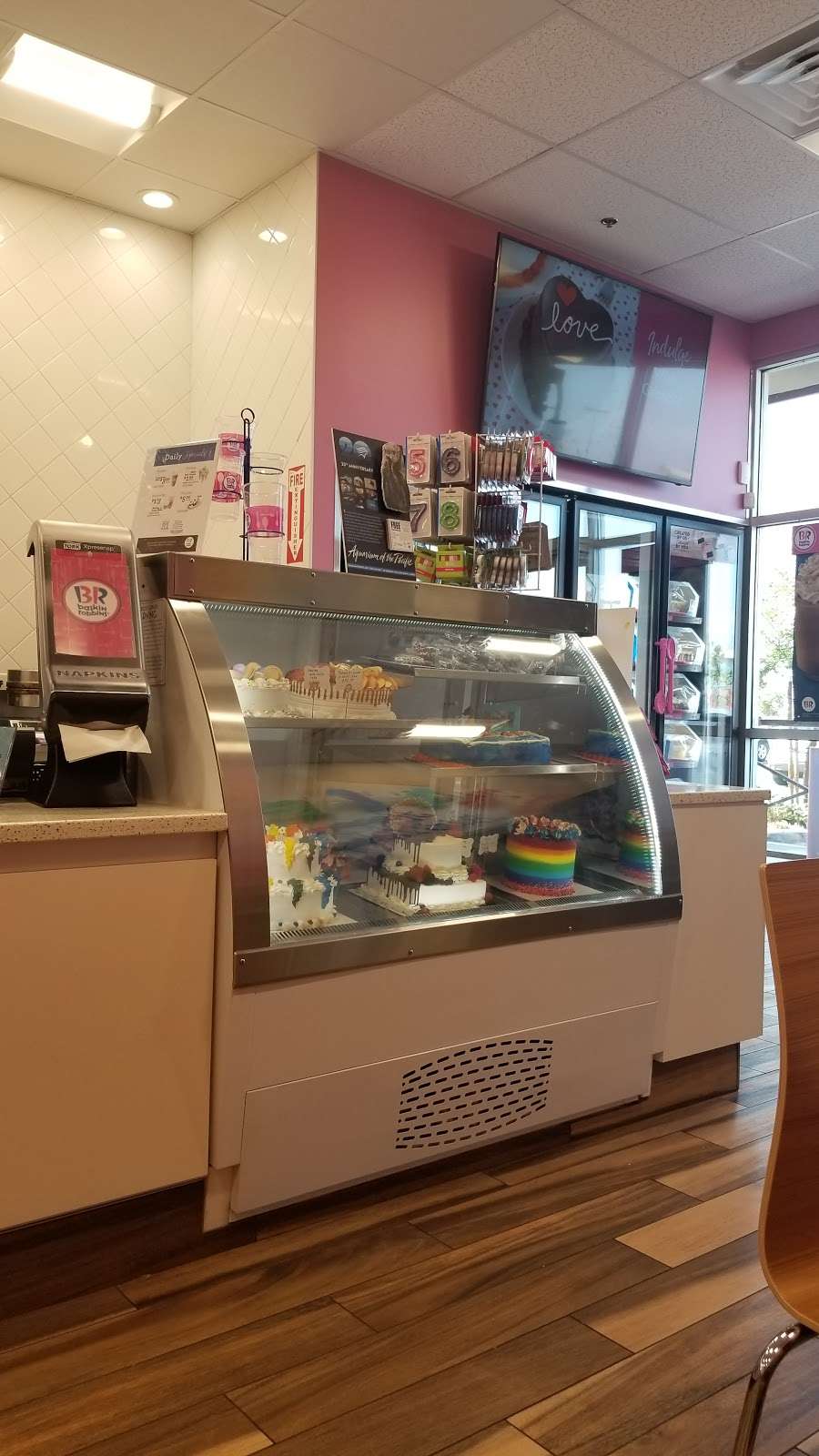 Baskin-Robbins | 1820 N Perris Blvd, Perris, CA 92571, USA | Phone: (951) 943-7744