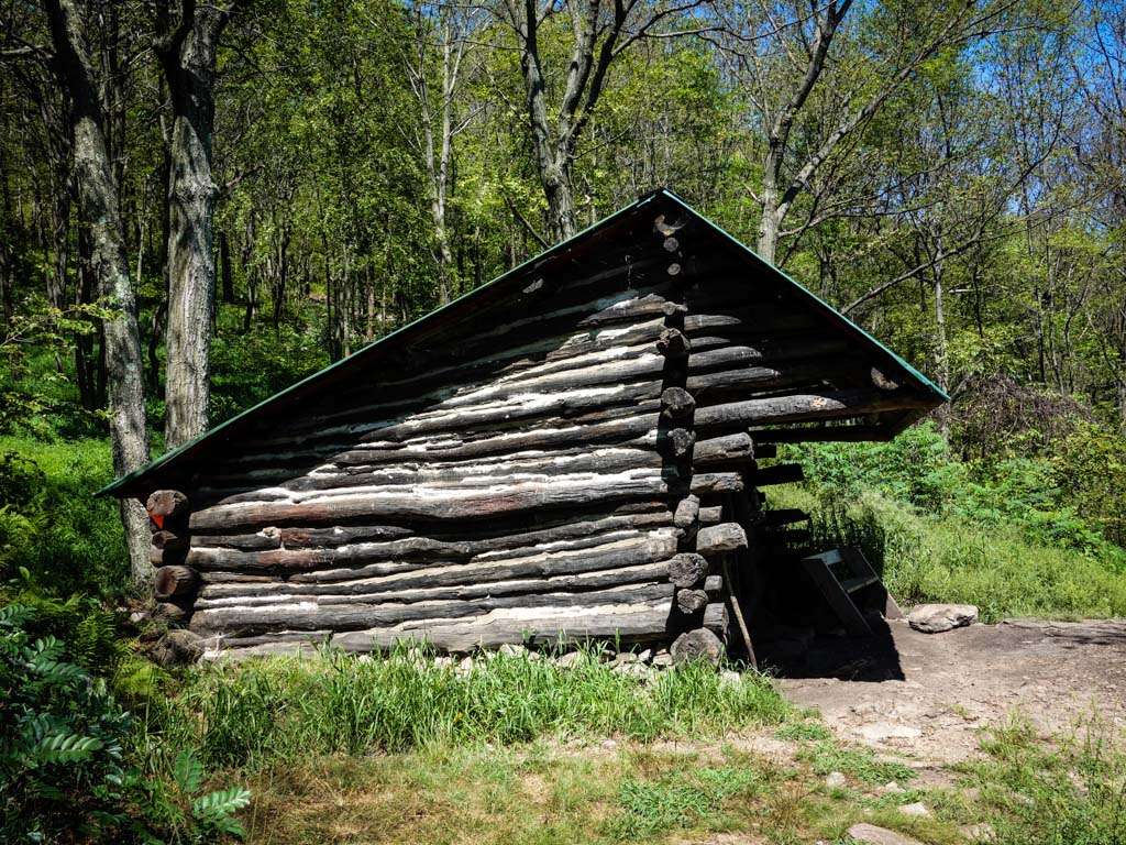 Lehigh shelter (AT) | Slatington, PA 18080