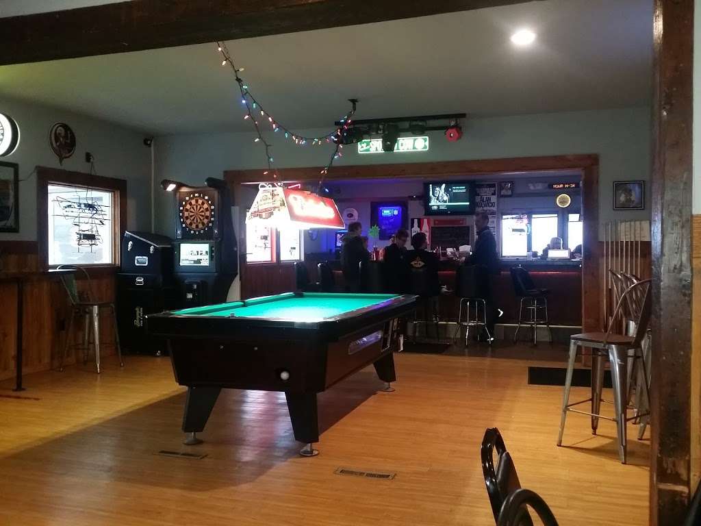 Burgeys Pub & Prime | 8619 E Frontage Rd, Caledonia, WI 53108 | Phone: (262) 835-9833