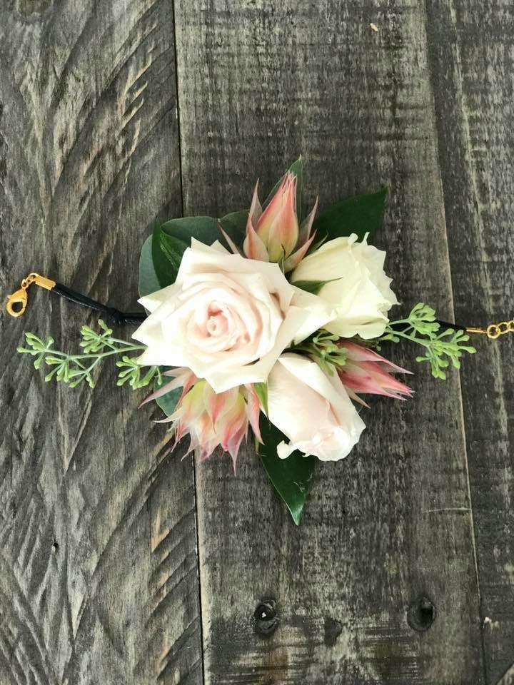 Haute Flowers & Finds | 655 FM270, League City, TX 77573, USA | Phone: (281) 332-1518 Haute Flowers & Finds | 655 FM270, League City, TX 77573, USA | Phone: (281) 332-1518