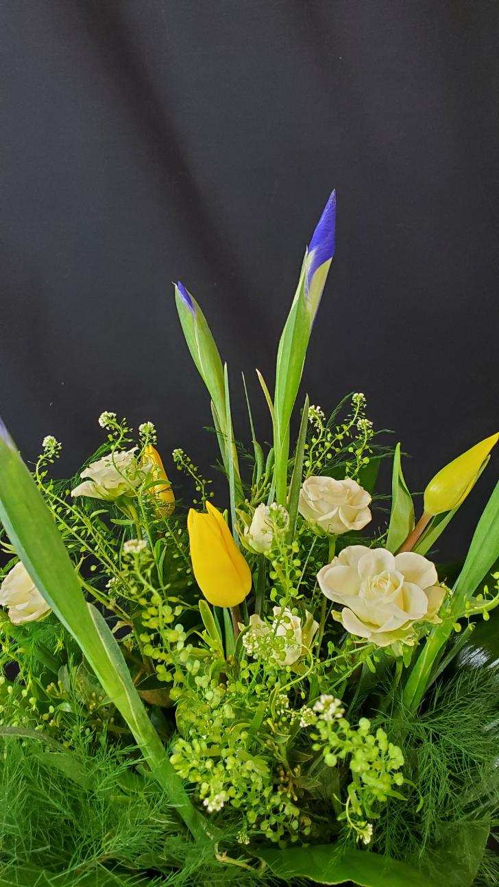 Flowers By Myra | 17725 10th Ave N, Plymouth, MN 55447, USA | Phone: (612) 728-0399