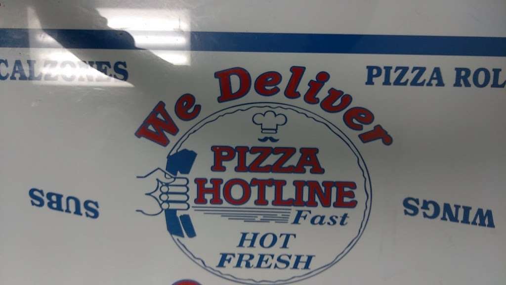 Pizza Hotline | 29948 Three Notch Rd, Charlotte Hall, MD 20622 | Phone: (301) 884-2117