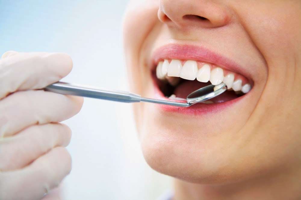 Royal Dental - East Freeway | 12960 East Fwy, Houston, TX 77015 | Phone: (713) 453-3559