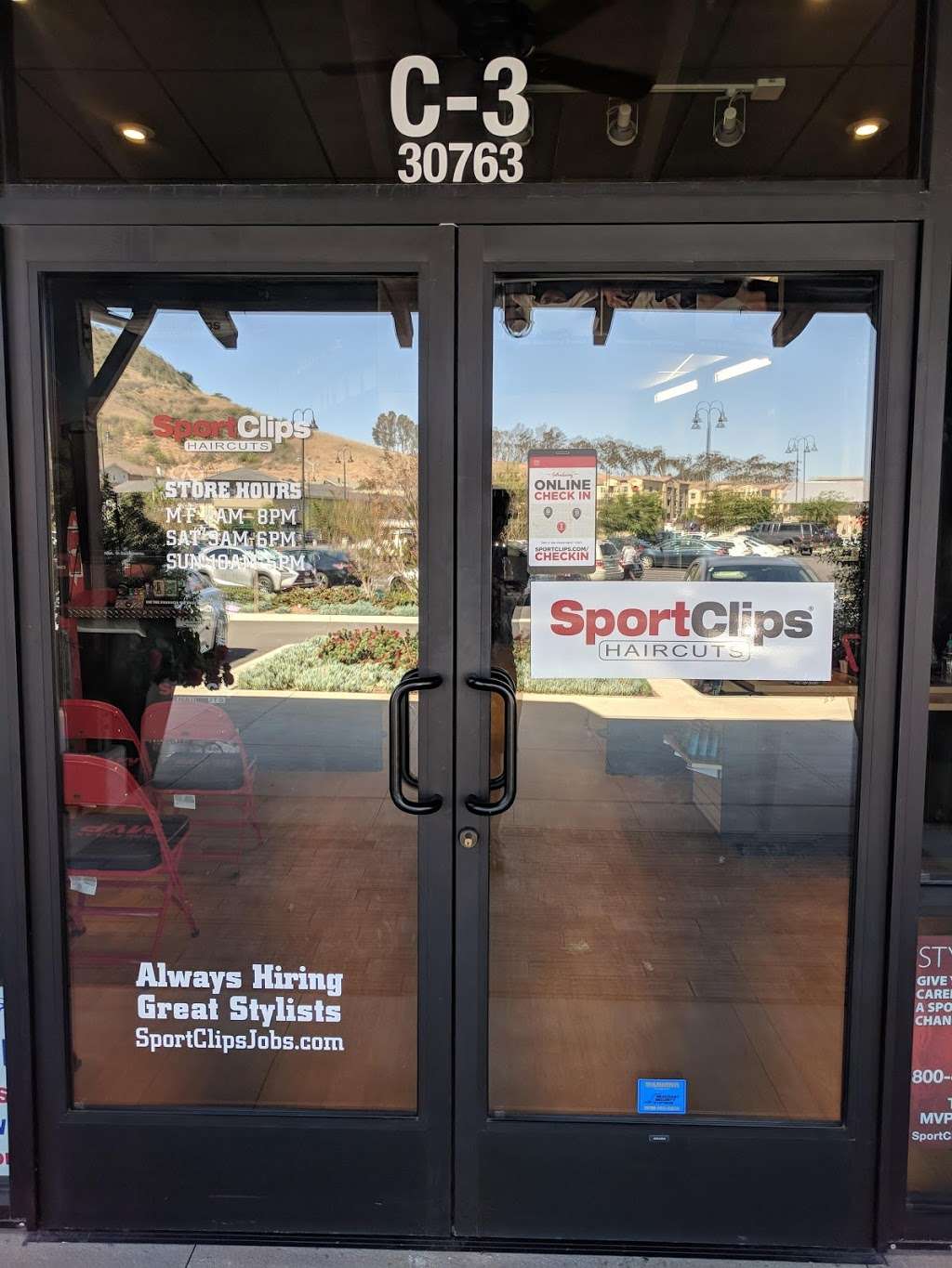 Sport Clips Haircuts of Rancho Mission Viejo | 30763 Gateway Pl Suite C-3, Ladera Ranch, CA 92694, USA | Phone: (949) 478-0522