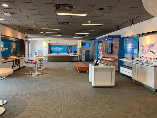 AT&T Store | 5109 82nd St #4, Lubbock, TX 79424, USA | Phone: (806) 798-4300