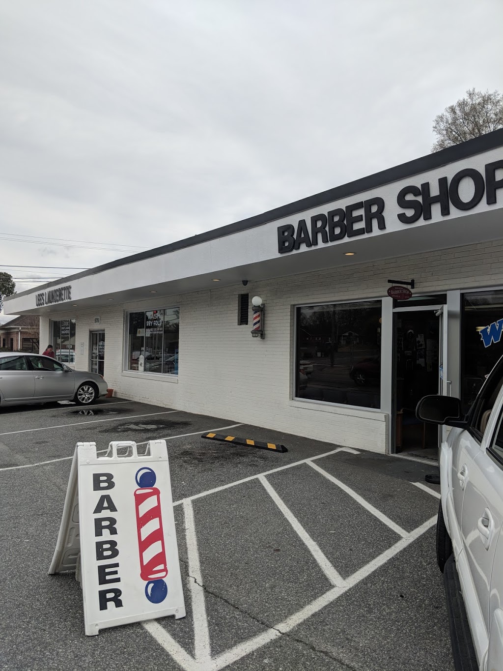 Wilmar Barber Shop | 574 Church St N, Concord, NC 28025, USA | Phone: (704) 786-3814