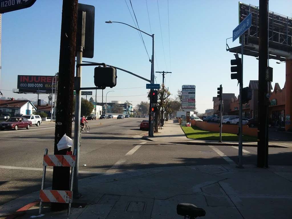 Sepulveda Blvd/Lucerne | Los Angeles, CA 90230, USA