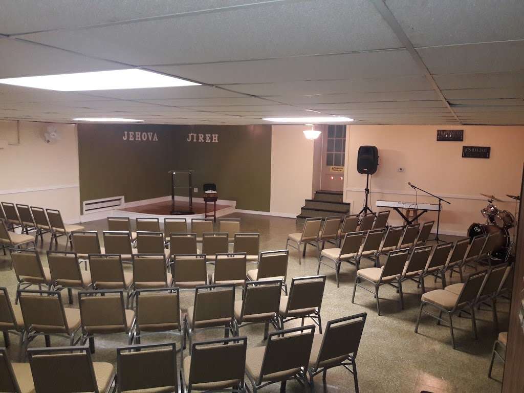 Iglesia Jehova Jireh | 1137 Broadway, Fountain Hill, PA 18015