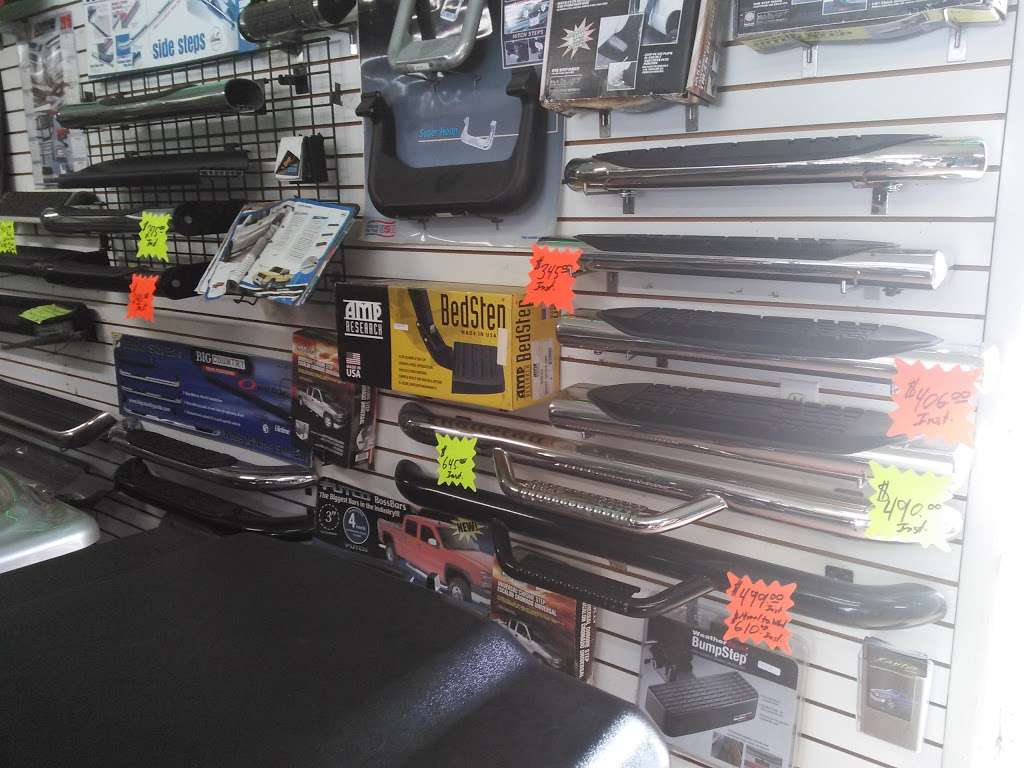 Truck Tops & More | 11309 US-441, Tavares, FL 32778 | Phone: (352) 508-5682